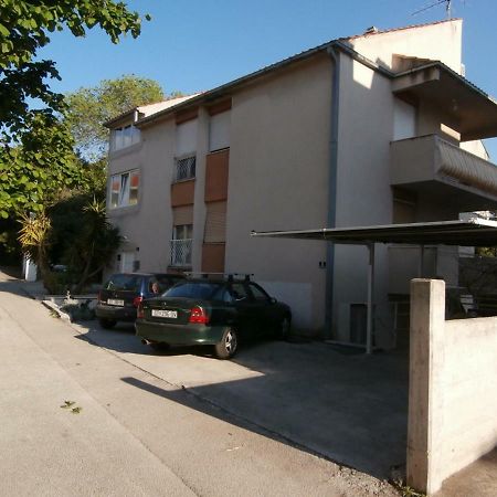 Apartment Studio Mia-Beach In Split Bagian luar foto