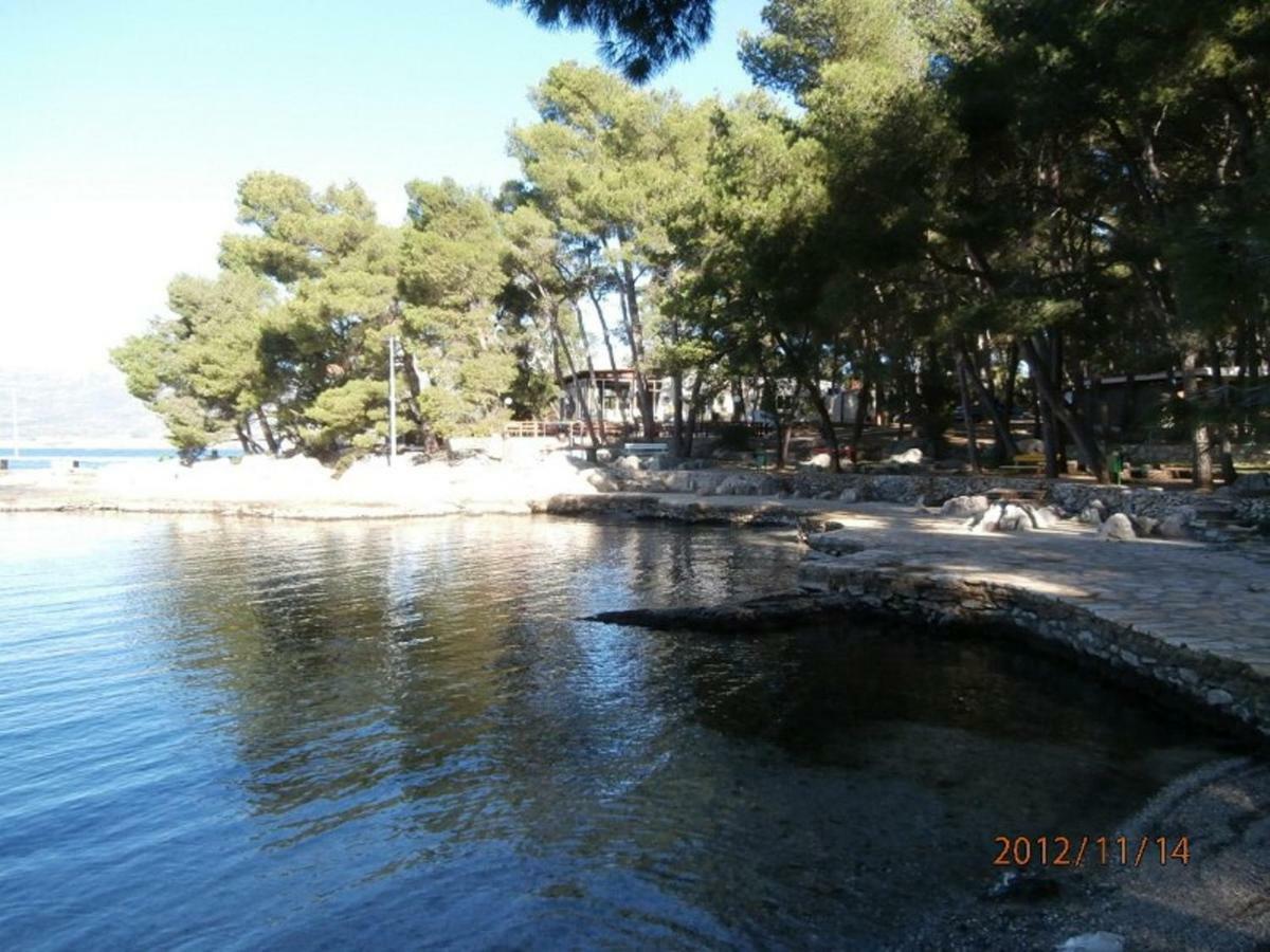 Apartment Studio Mia-Beach In Split Bagian luar foto